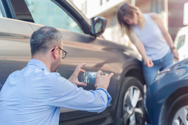Professional Auto Insurance technician working in Hockessin, DE